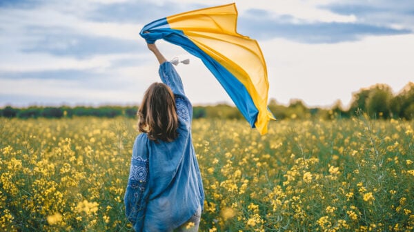 Les familles ukrainiennes au cœur de la résilience de la nation : « Nous ne pouvons pas laisser l’Ukraine devenir une terre dévastée, peuplée uniquement de gens blessés et en colère »