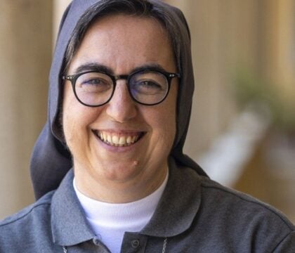 Sœur Smerilli, nouveau préfet du dicastère pour le Développement humain intégral