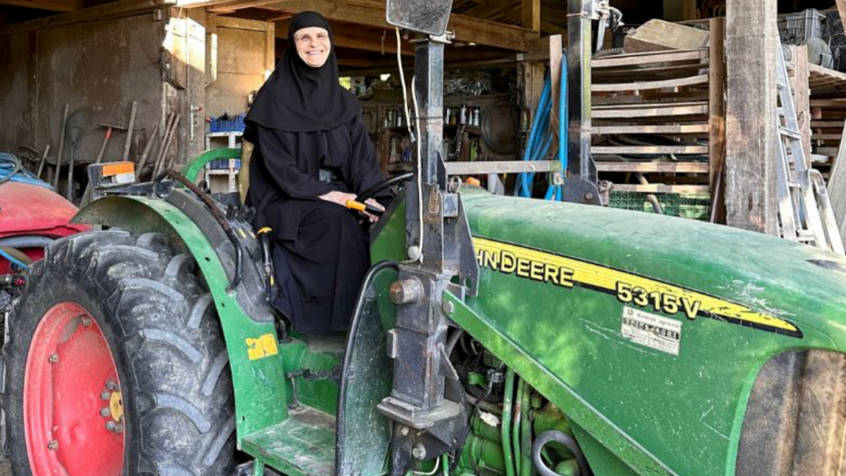 Opération de solidarité : 5 000 bouteilles de vin pour aider les sœurs de Solan à acheter un nouveau tracteur