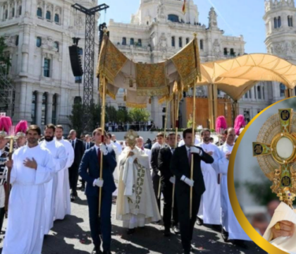 Le weekend où Léon XIV a conquis Madrid : découvrez les premiers temps forts du Pape en Espagne !