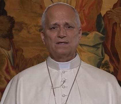 Dans une vidéo, Léon XIV appelle les jeunes chrétiens d&rsquo;Irak à façonner l&rsquo;Église et le monde