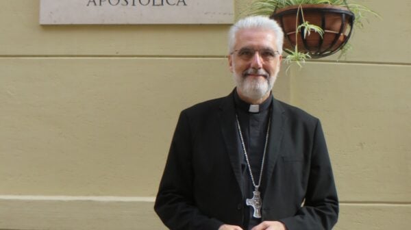 Rencontres au Vatican (1/5) – Pour le nouvel aumônier du pape : « L’individualisme ou le nationalisme sont contraires à l&rsquo;attitude d&rsquo;un chrétien »