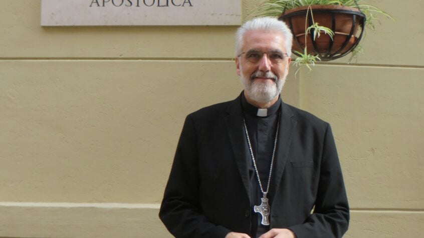 Rencontres au Vatican (1/5) – Pour le nouvel aumônier du pape : « L’individualisme ou le nationalisme sont contraires à l&rsquo;attitude d&rsquo;un chrétien »