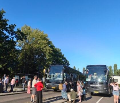 En route vers Lourdes : 150 pèlerins namurois prennent le chemin de la cité mariale
