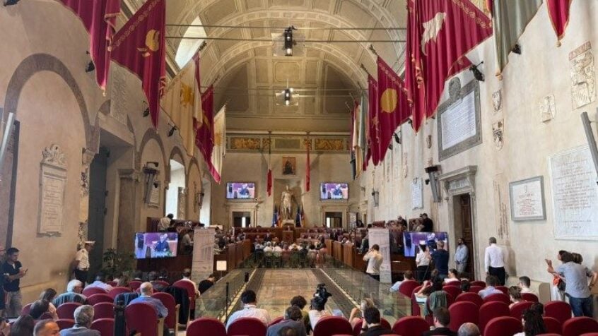 Signature de la «Déclaration de Rome», un engagement sur les armes nucléaires et l&rsquo;IA