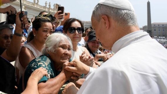 Journée mondiale des grands-parents: Léon XIV dénonce « la culture de l&rsquo;oubli » qui frappe nos aînés