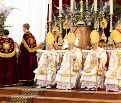 Le Vatican confirme l&rsquo;excommunication des évêques, prêtres et laïcs de la Fraternité Saint-Pie X