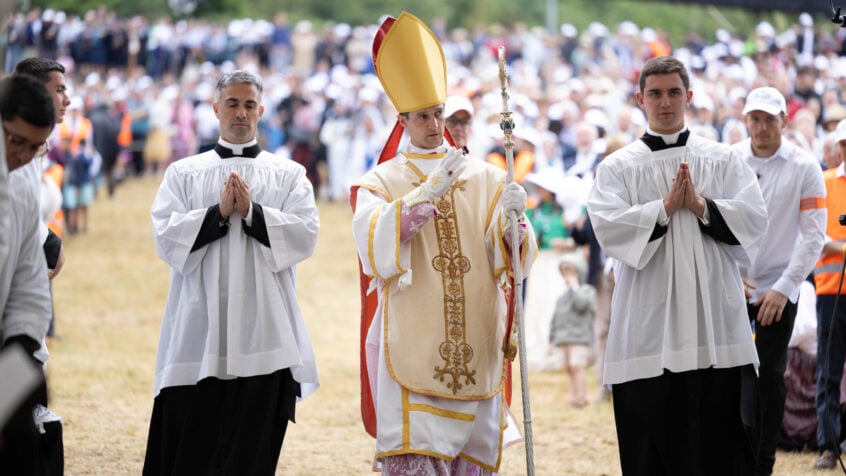 Quitter la FSSPX : comment le Vatican organise le retour à la pleine communion avec Rome